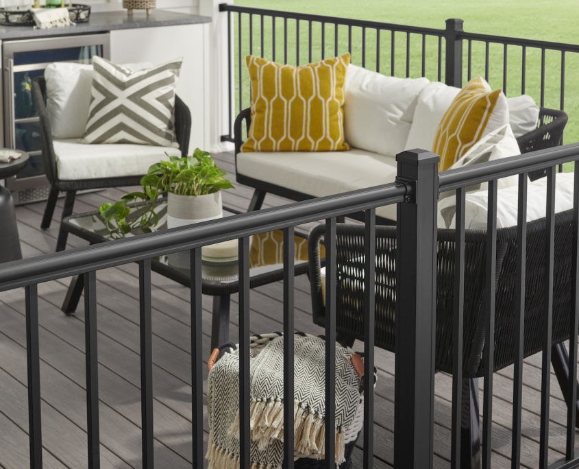 image of aluminum railing and composite deck